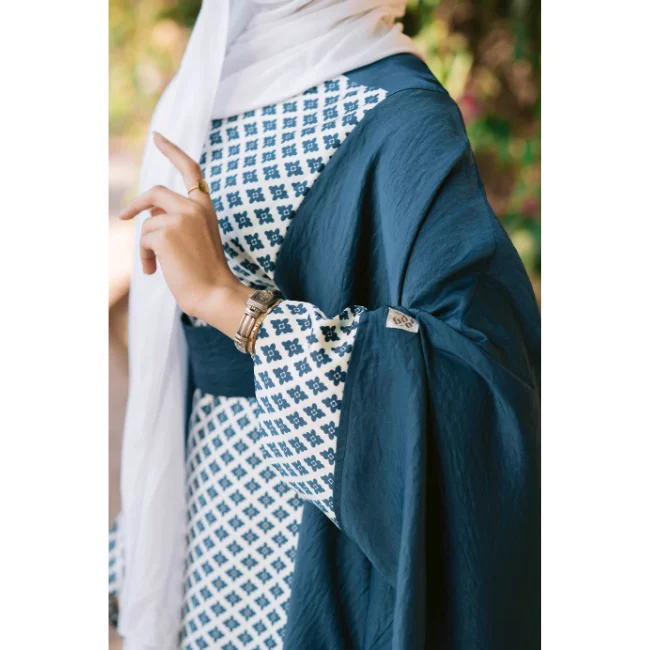 Safya Abaya صافية - Image 8